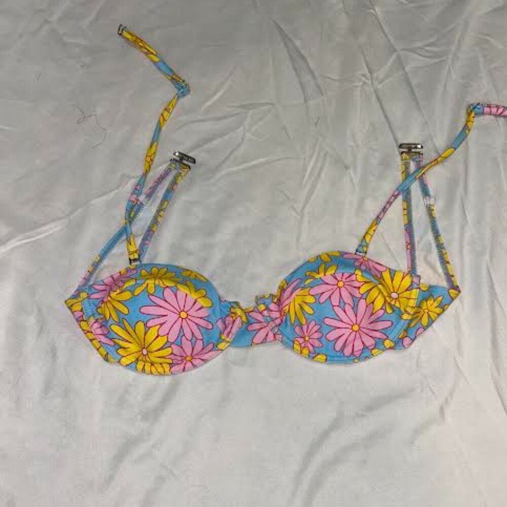 bikini top flowers
